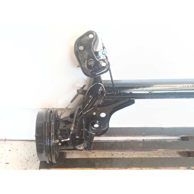 Recambio de puente trasero para ford ecosport 1.0 ecoboost referencia OEM IAM - Blanco 2