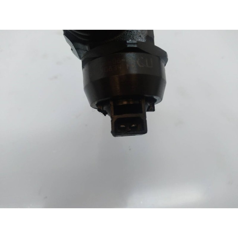 Recambio de inyector para volkswagen touran (1t2) edition referencia OEM IAM 038130073 0414720312 - Negro 2