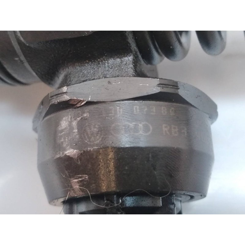Recambio de inyector para volkswagen touran (1t2) edition referencia OEM IAM 038130073 0414720312 - Negro 4