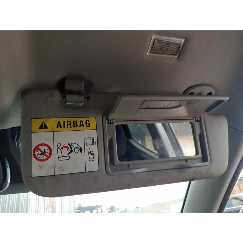 Recambio de parasol derecho para ssangyong tivoli limited 4x2 referencia OEM IAM 2