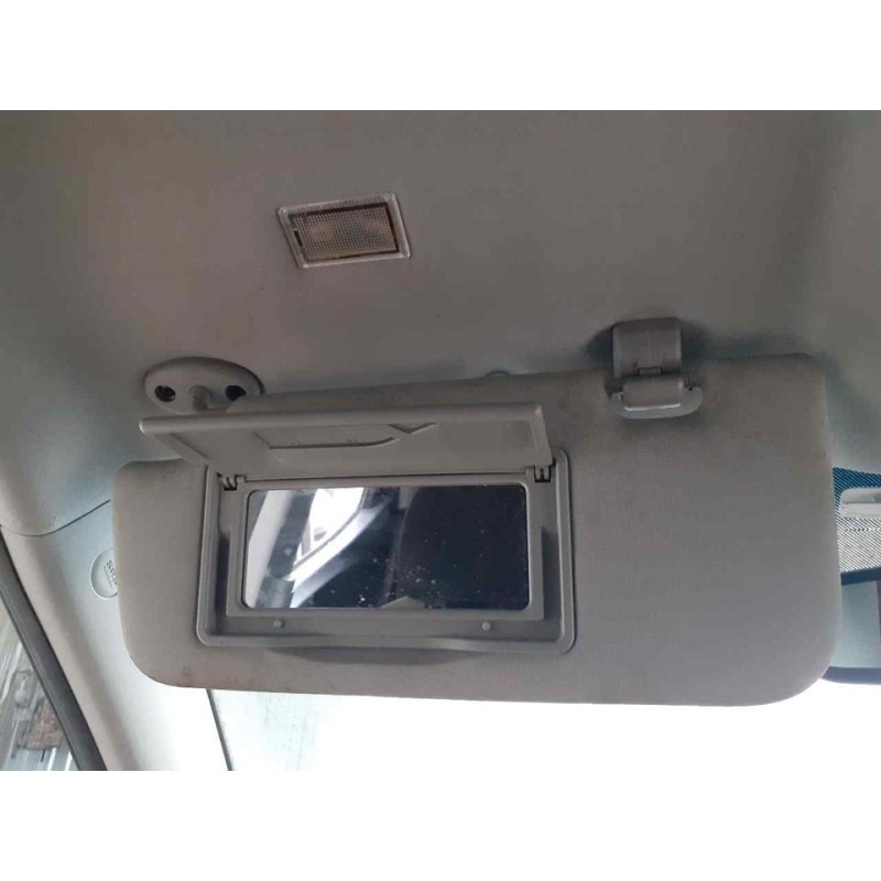 Recambio de parasol izquierdo para ssangyong tivoli limited 4x2 referencia OEM IAM 2