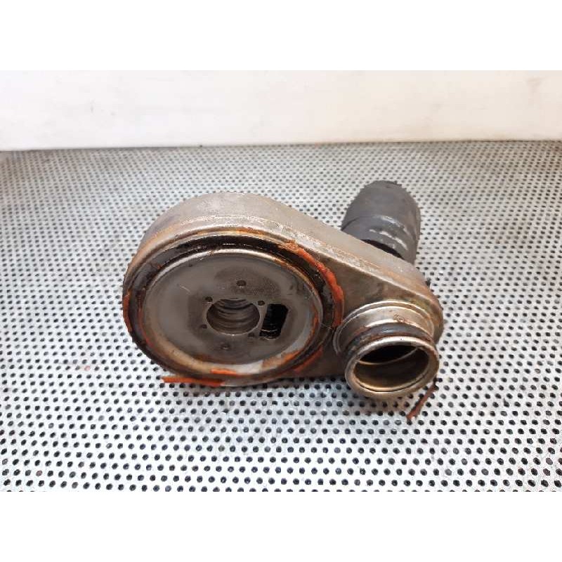Recambio de enfriador aceite motor para iveco daily caja cerrada (1999 =>) 2.3 diesel cat referencia OEM IAM - Blanco 3