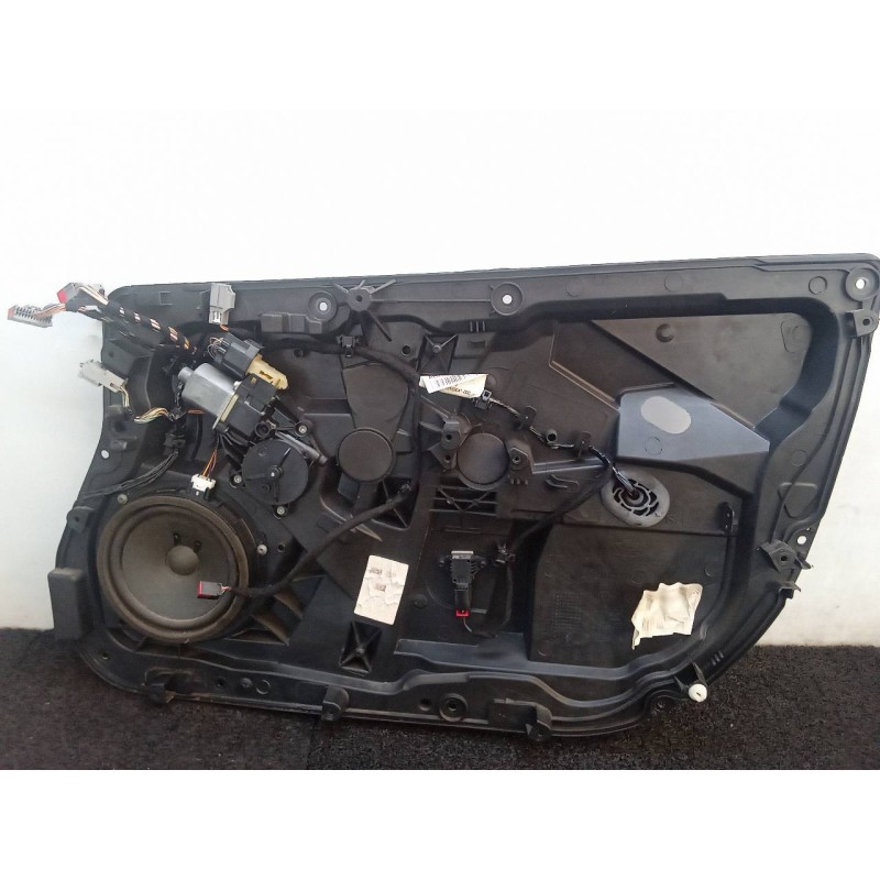 Recambio de elevalunas delantero derecho para ford fiesta (ccn) black edition referencia OEM IAM 8A6114553B C1BBA045H16AB 