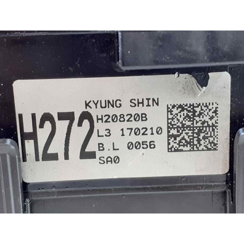 Recambio de caja reles / fusibles para kia rio (yb) spirit referencia OEM IAM 91282H8720 H272 - Blanco 3