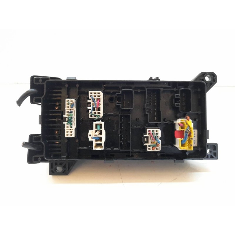 Recambio de caja reles / fusibles para ssangyong kyron 200 xdi limited referencia OEM IAM 911603E040 - Negro 2