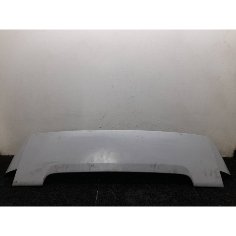 Recambio de aleron trasero para kia cerato referencia OEM IAM P83402F500  