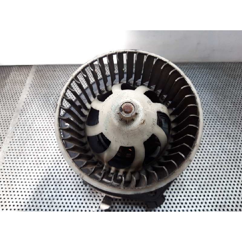 Recambio de motor calefaccion para iveco daily caja cerrada (1999 =>) 2.3 diesel cat referencia OEM IAM 570630200 - Blanco 2