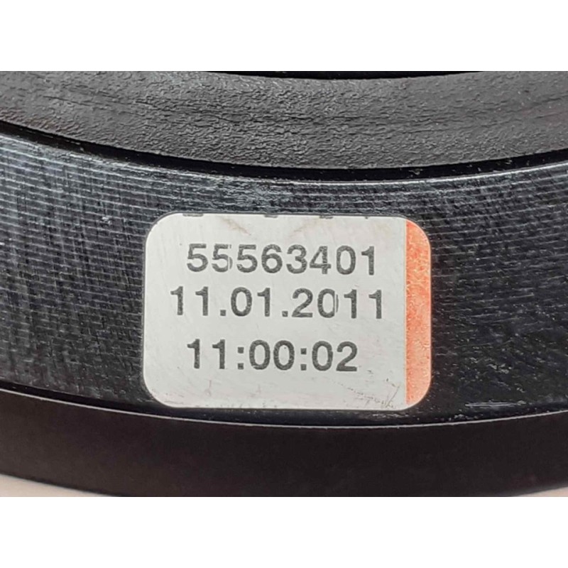 Recambio de polea cigueñal para opel insignia berlina essentia referencia OEM IAM 55563401 - Blanco 2