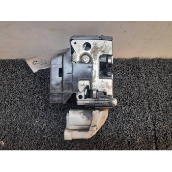 CERRADURA PUERTA LATERAL DERECHA 
