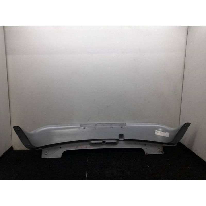 Recambio de aleron trasero para kia cerato referencia OEM IAM P83402F500 2