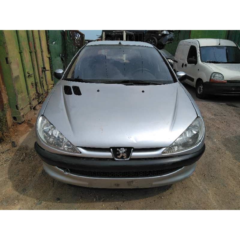 peugeot 206 berlina del año 2003