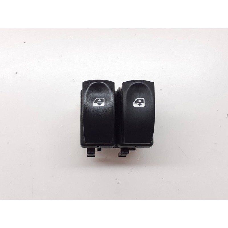 Recambio de mando elevalunas delantero izquierdo para renault modus confort dynamique referencia OEM IAM   