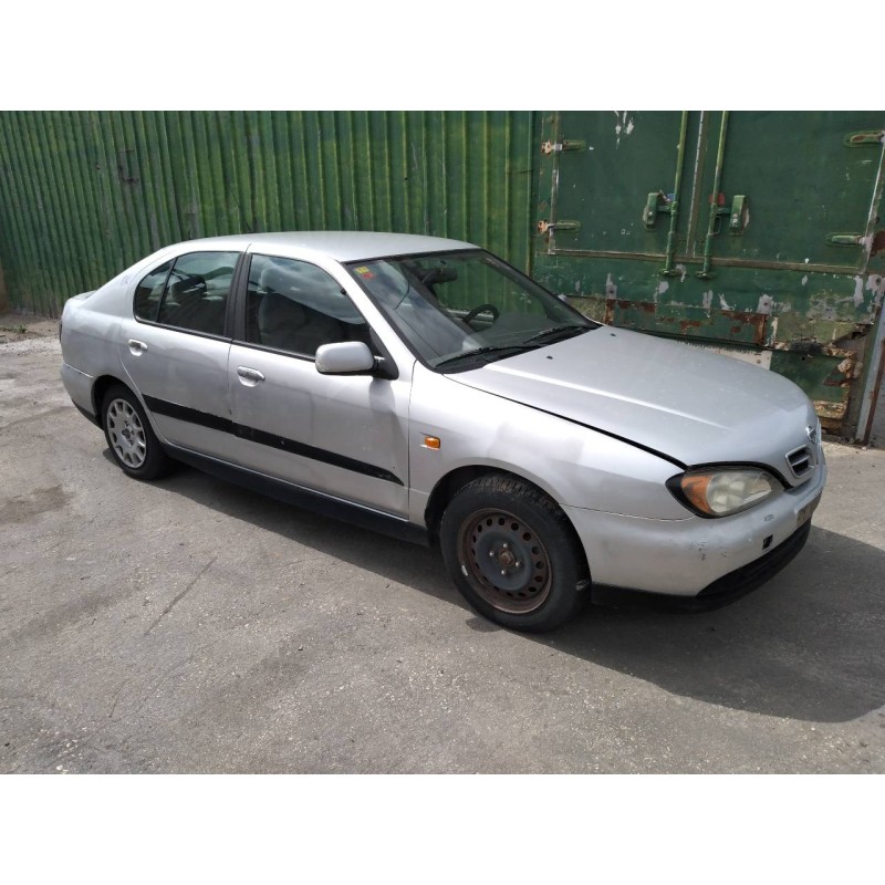 nissan primera berlina (p11) del año 1999