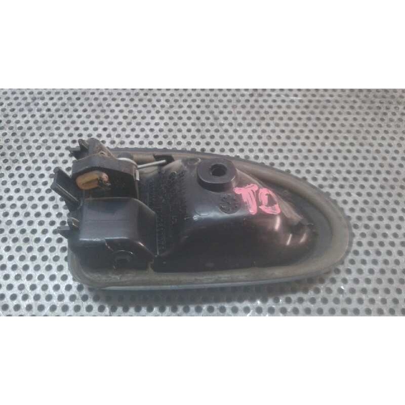 Recambio de maneta interior delantera derecha para renault megane i berlina hatchback (ba0) 1.9 d alize referencia OEM IAM - Blanco 2