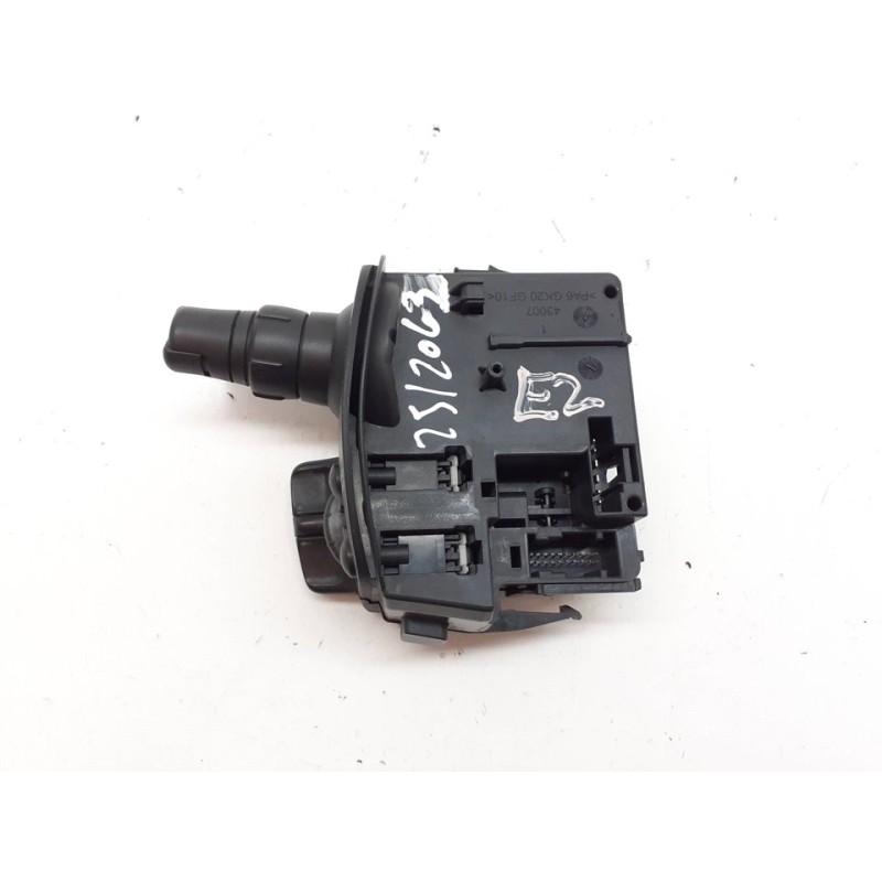 Recambio de mando limpia para renault modus confort dynamique referencia OEM IAM 7701060097 3