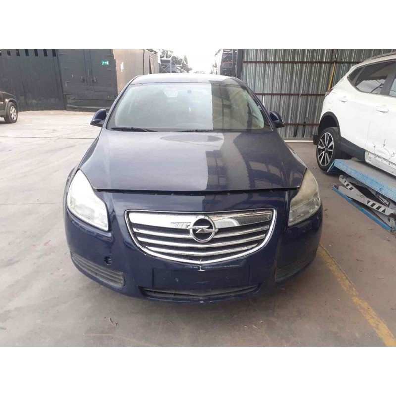 opel insignia berlina del año 2010