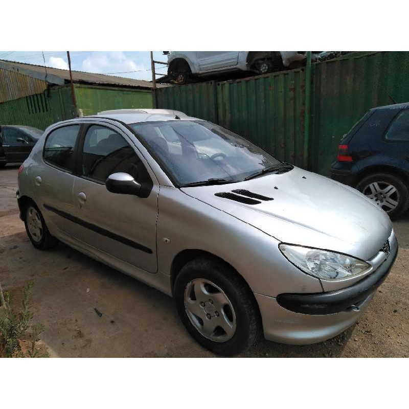peugeot 206 berlina del año 2003
