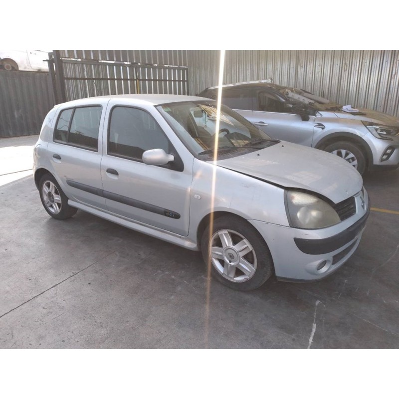 renault clio ii fase ii (b/cb0) del año 2004