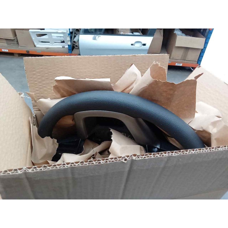 Recambio de volante para kia rio 1.2 cat referencia OEM IAM 561001W540HU - Negro 3