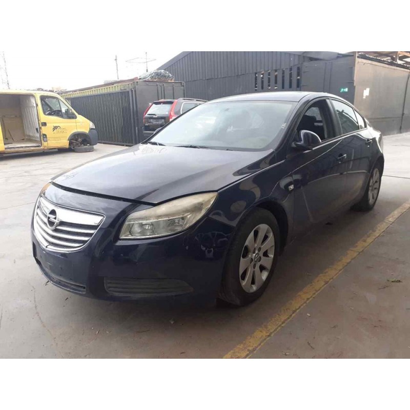 opel insignia berlina del año 2010