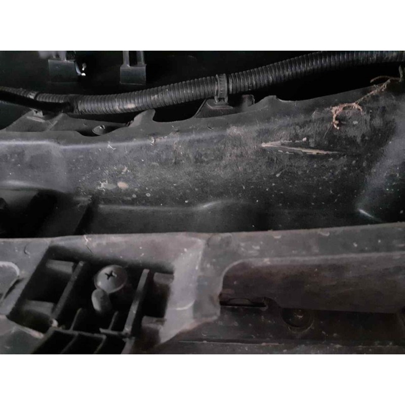 Recambio de refuerzo paragolpes trasero para ssangyong tivoli limited 4x2 referencia OEM IAM 3