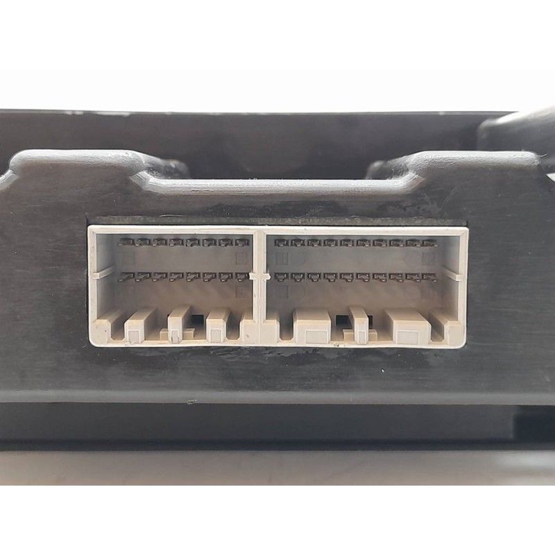 Recambio de mando climatizador para ssangyong kyron 200 xdi limited referencia OEM IAM 6870009020 - Negro 2
