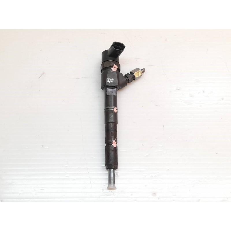 Recambio de inyector para opel astra j lim. sport referencia OEM IAM 0445110327  BOSCH