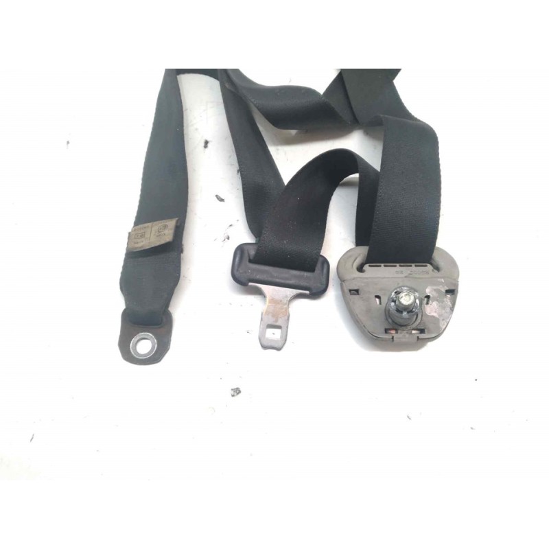 Recambio de cinturon seguridad trasero izquierdo para toyota corolla verso (r1) 2.2 turbodiesel cat referencia OEM IAM - Blanco 2