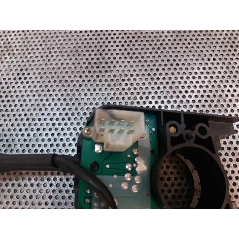 Recambio de mando limpia para nissan sunny berlina (n14) sr referencia OEM IAM 2X86A BN - Blanco 3