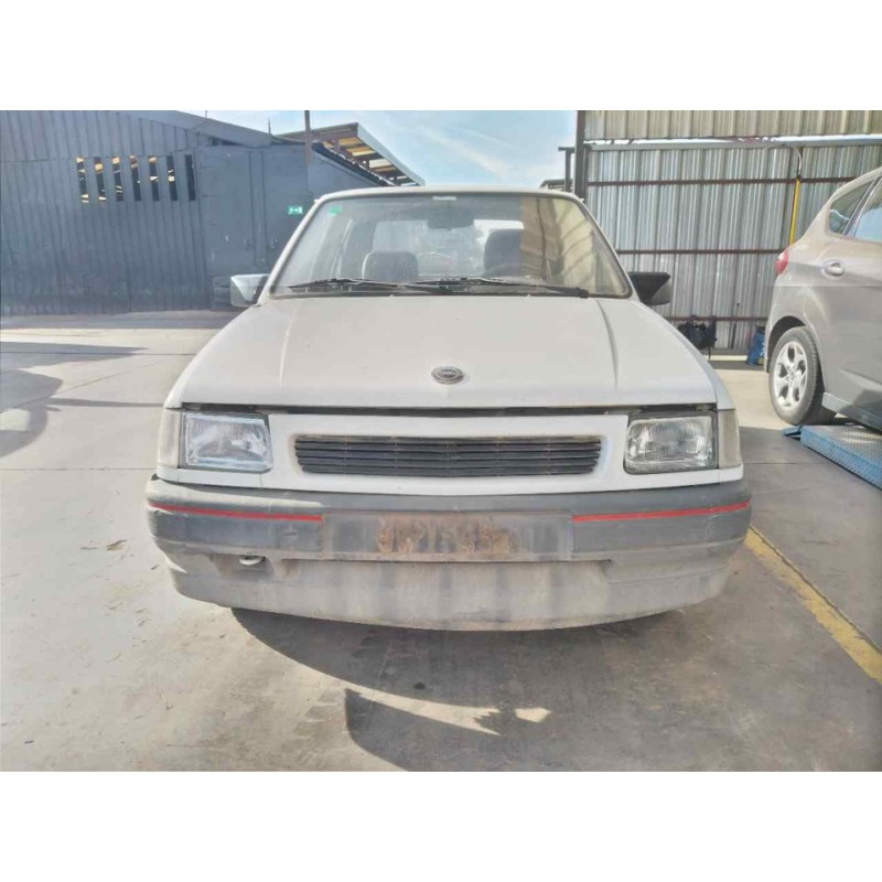 opel corsa a del año 1990