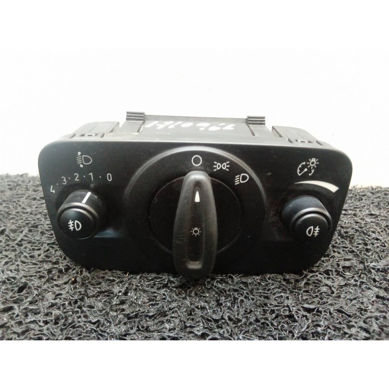 Recambio de mando luces para ford fiesta (ccn) black edition referencia OEM IAM C1BT13A024CB  