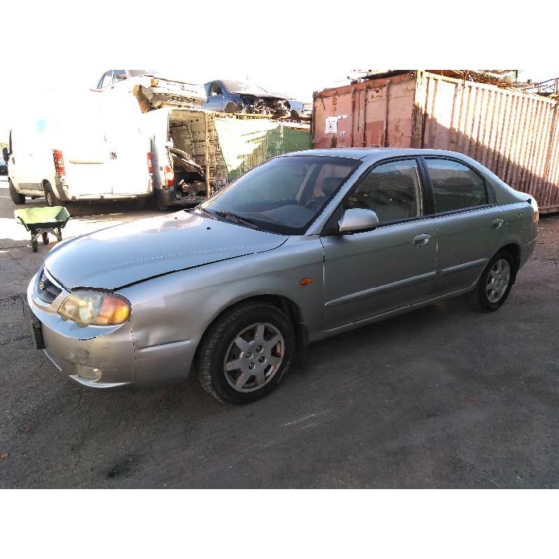 kia shuma ii del año 2002