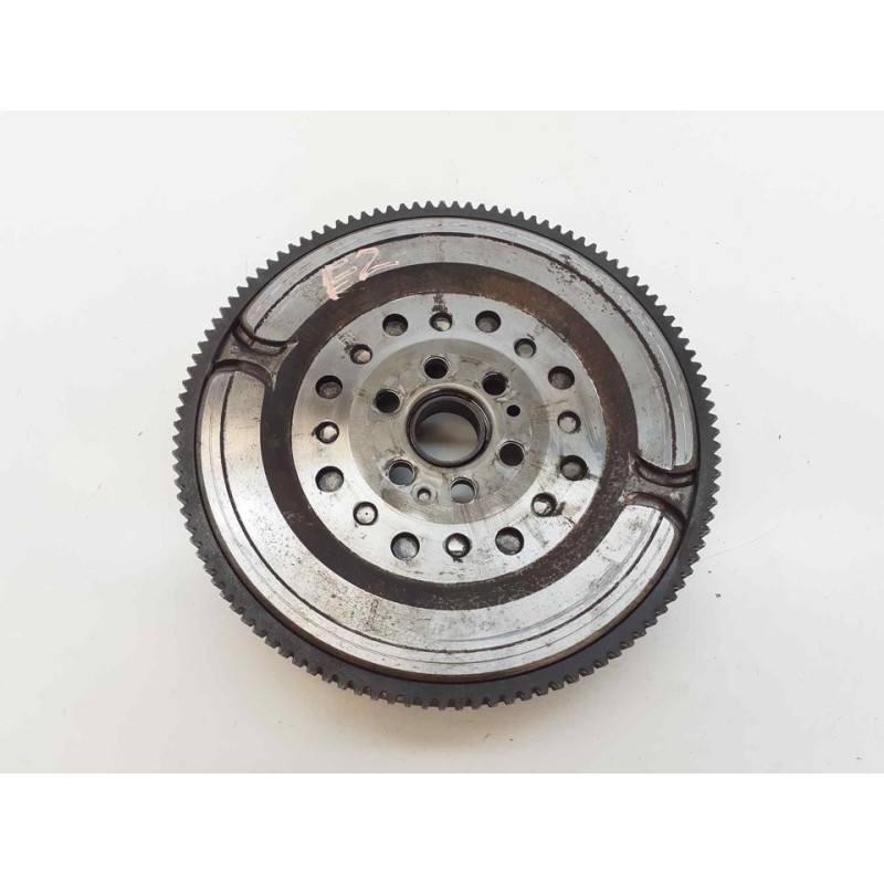 Recambio de volante motor para opel insignia berlina essentia referencia OEM IAM 3300905  SACHS - Blanco 3