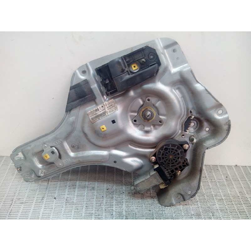 Recambio de elevalunas trasero izquierdo para kia cerato 2.0 ex crdi familiar (5-ptas.) referencia OEM IAM   