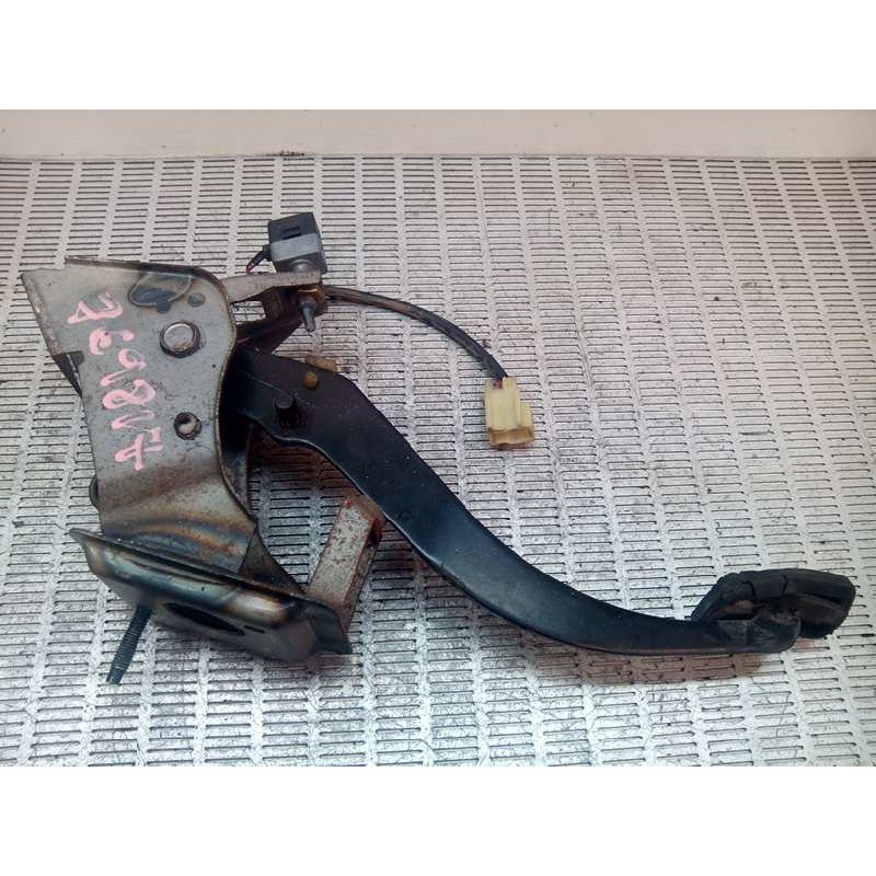 Recambio de pedal embrague para kia cerato 2.0 ex crdi familiar (5-ptas.) referencia OEM IAM   