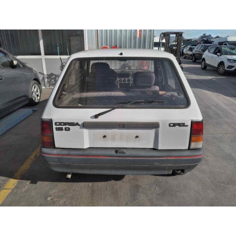 opel corsa a del año 1990