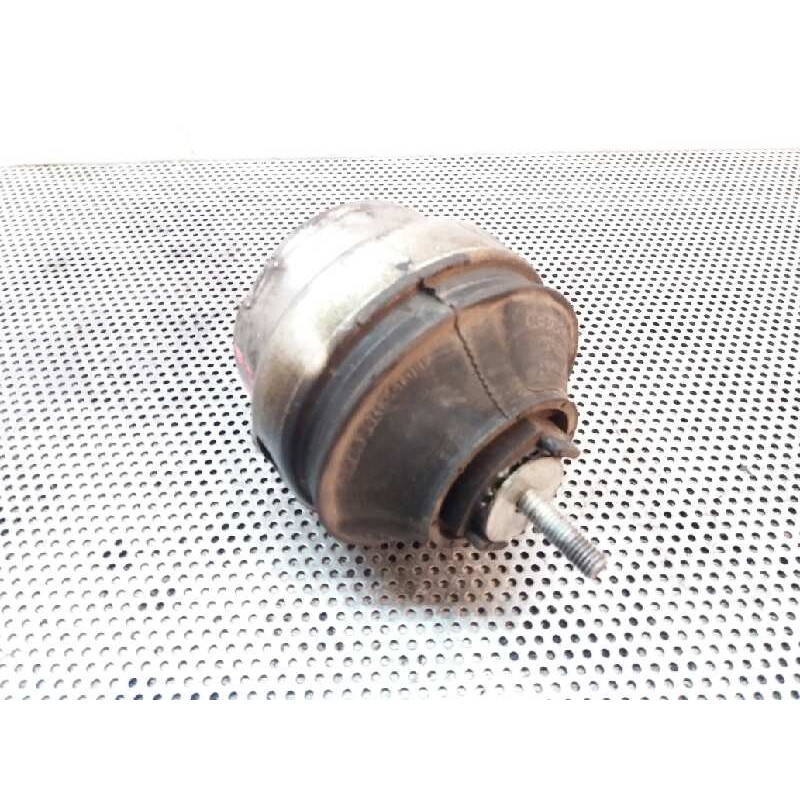 Recambio de soporte motor derecho para volkswagen passat berlina (3b2) 1.8 referencia OEM IAM 4B0199379E  