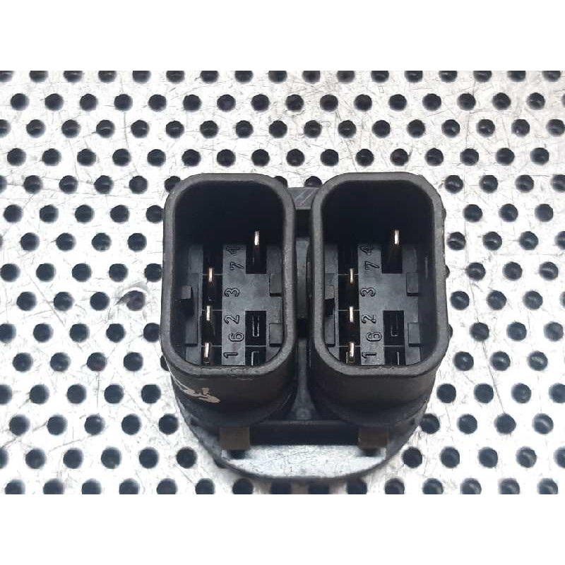 Recambio de mando elevalunas delantero izquierdo para ford fiesta berlina ghia referencia OEM IAM - Verde 2