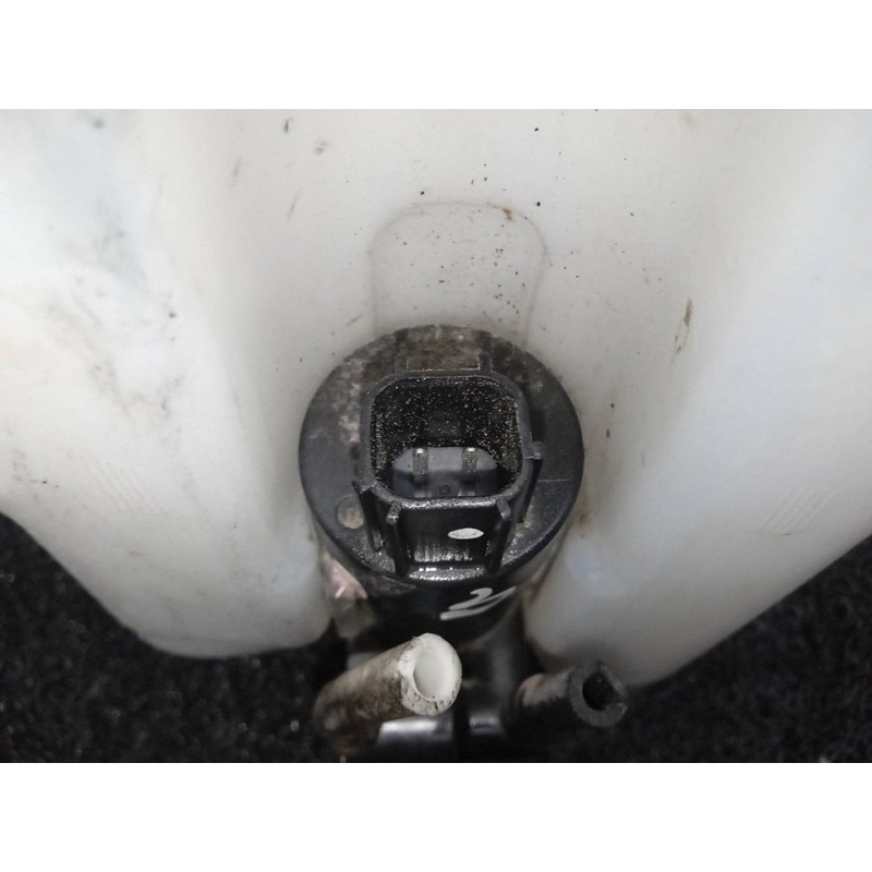 Recambio de deposito limpia para ford transit courier combi trend referencia OEM IAM JT7617B613AB - Blanco 2