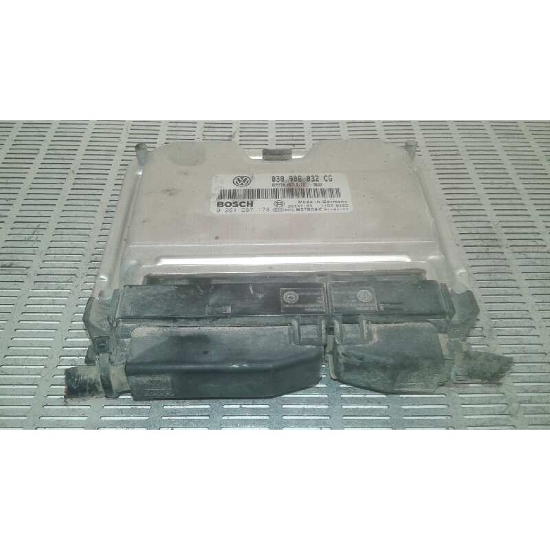 Recambio de centralita motor uce para volkswagen polo berlina (6n2) 1.4 referencia OEM IAM 030906032CG 0261207178 