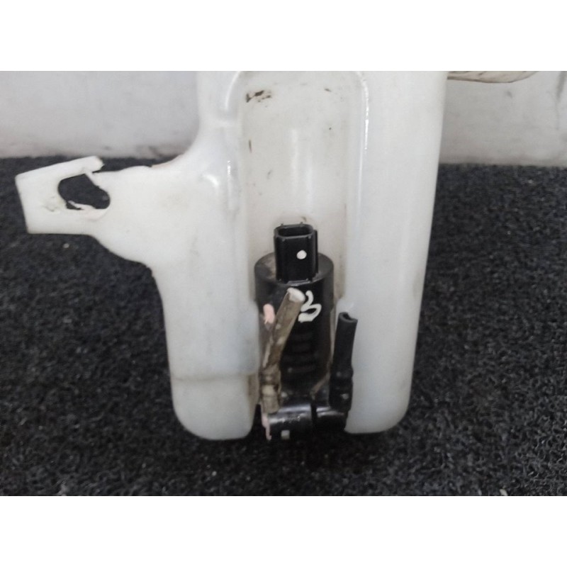 Recambio de deposito limpia para ford transit courier combi trend referencia OEM IAM JT7617B613AB - Blanco 3