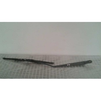 BRAZO LIMPIA DELANTERO DERECHO 