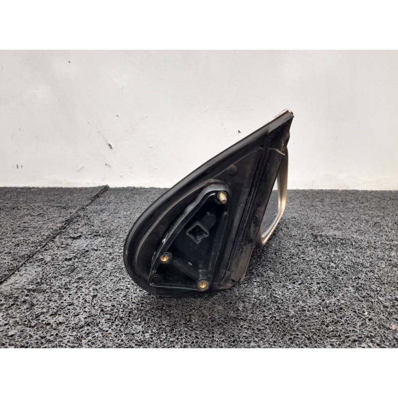 Recambio de retrovisor derecho para hyundai santa fe (sm) 2.7 gls full 4x4 referencia OEM IAM 2