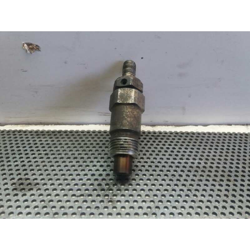 Recambio de inyector para nissan vanette (c 220) vanette furgoneta diesel referencia OEM IAM   
