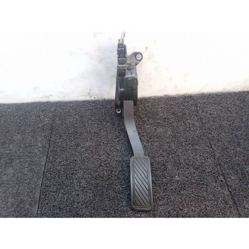 Recambio de potenciometro pedal para ford fiesta (ccn) black edition referencia OEM IAM 6PV00951730 8V219F836AC 