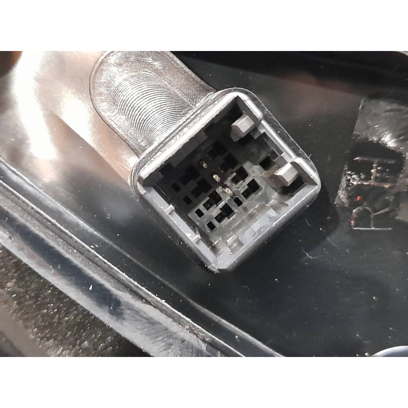 Recambio de retrovisor derecho para hyundai santa fe (sm) 2.7 gls full 4x4 referencia OEM IAM 5