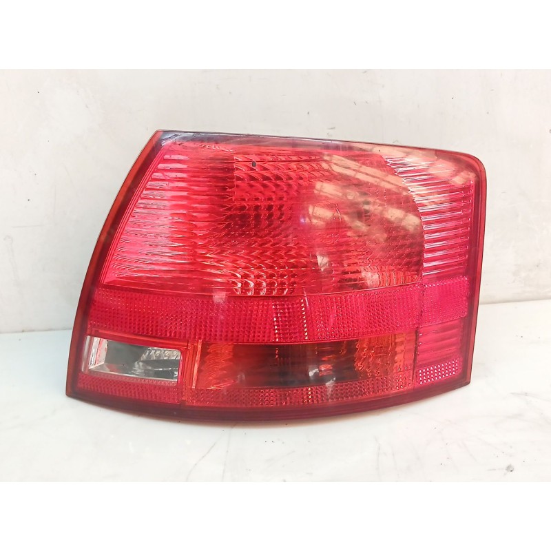 Recambio de piloto trasero derecho para audi a4 avant (8e) 2.0 tdi referencia OEM IAM 05119807  
