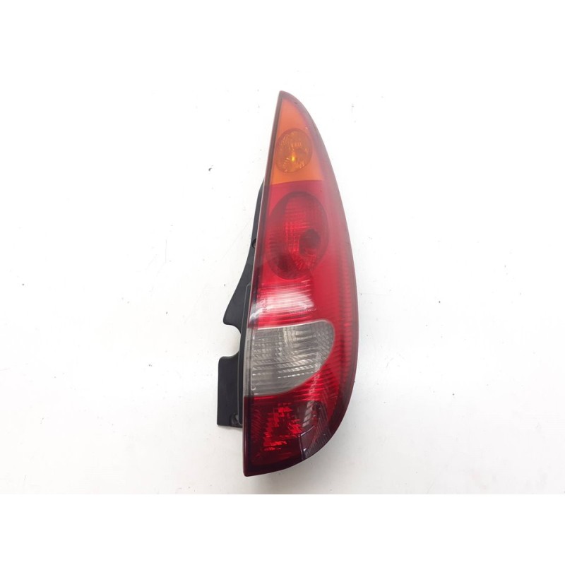 Recambio de piloto trasero derecho para nissan almera tino (v10m) comfort referencia OEM IAM   