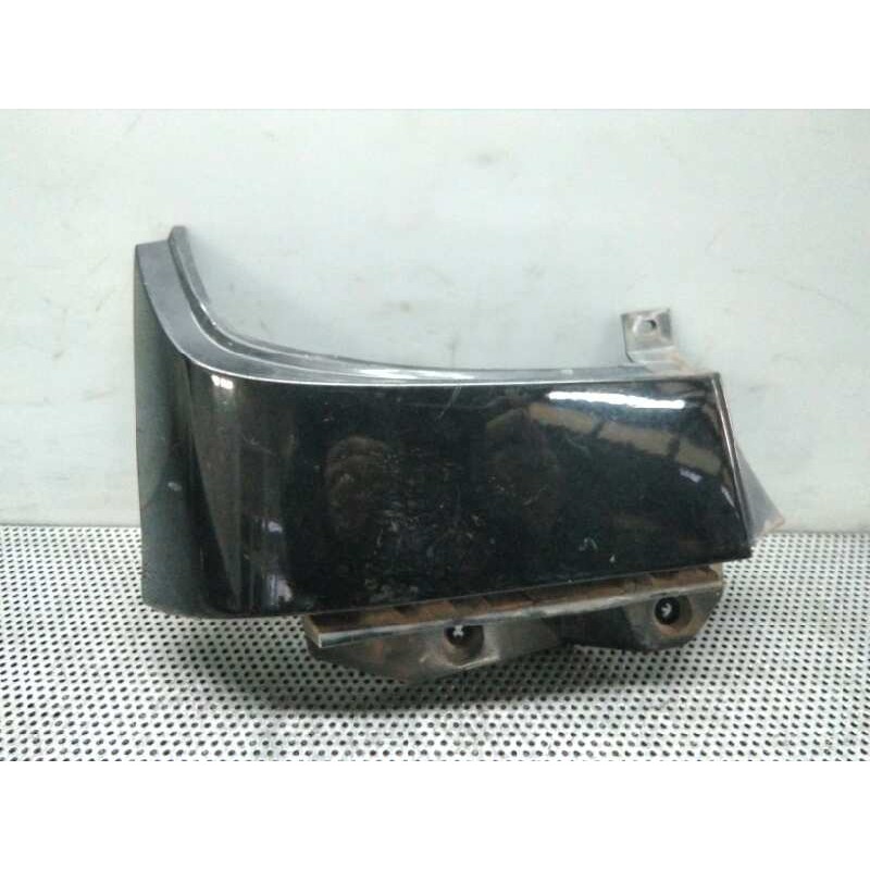 Recambio de molduras traseras para nissan primera berlina (p12) tekna referencia OEM IAM   