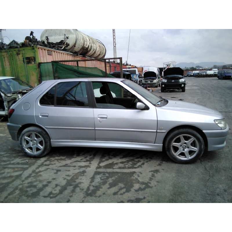 peugeot 306 berlina 3/4/5 puertas (s2) del año 2001
